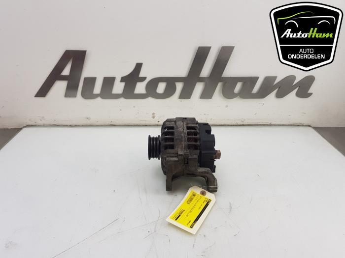 Begagnade Dynamo Volkswagen Passat (3B2) 1.8 20V Pris € 40,00 Marginaltabell erbjuds av AutoHam