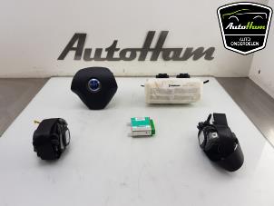 Used Airbag set + module Fiat Grande Punto (199) 1.4 16V Price on request offered by AutoHam