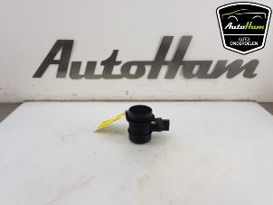 Used Airflow meter Volkswagen Golf IV (1J1) 2.0 Price € 40,00 Margin scheme offered by AutoHam