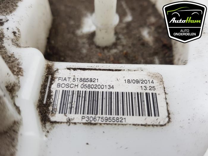 Bomba de gasolina de un Fiat Panda (312) 0.9 TwinAir 60 2015