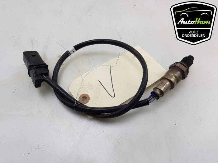 Lambda probe from a Volkswagen Golf VII (AUA) 1.5 TSI Evo BlueMotion 16V 2019