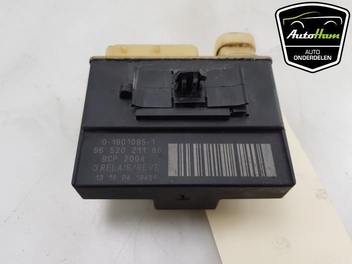 Cooling fin relay Peugeot Partner/Ranch 1.6 HDI 90 9652021180 PEUGEOT
