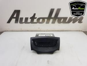 Usados Radio Ford Ka II 1.2 Precio € 40,00 Norma de margen ofrecido por AutoHam