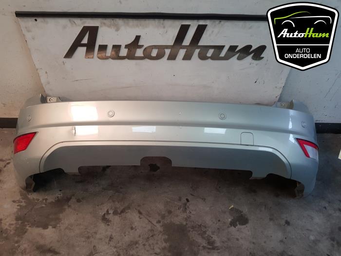Rear bumper from a Ford Focus 2 1.8 16V 2010