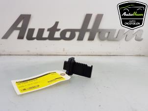 Used Airflow meter BMW 5 serie (F10) 520d 16V Price € 50,00 Margin scheme offered by AutoHam