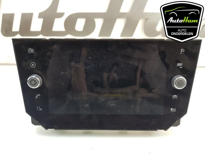 Controlador de pantalla multimedia de un Seat Ibiza V (KJB) 1.0 TSI 12V 2019