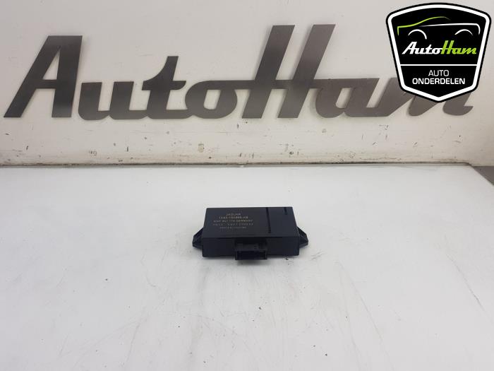 Begagnade PDC-modul Jaguar X-type 2.5 V6 24V Pris € 75,00 Marginaltabell erbjuds av AutoHam
