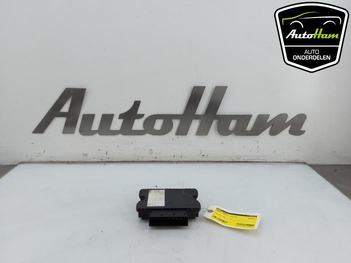 Używane Modul hamulca postojowego Porsche Panamera (970) 4.8 V8 32V 4S Cena € 95,00 Procedura marży oferowane przez AutoHam