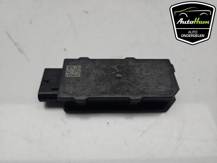 Używane Keyless Entry-Antena Seat Leon (KLB) 1.5 eTSI 16V Cena € 10,00 Procedura marży oferowane przez AutoHam