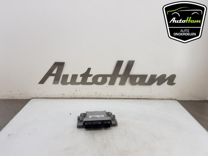 Used Engine management computer Renault Clio III (BR/CR) 1.2 16V Tce Price € 75,00 Margin scheme offered by AutoHam