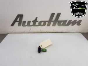 Used Heater resistor Fiat Fiorino (225) 1.3 JTD 16V Multijet Price € 10,00 Margin scheme offered by AutoHam