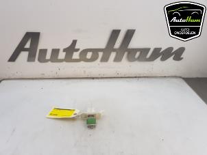 Used Heater resistor Ford Transit Connect (PJ2) 1.5 TDCi Price € 10,00 Margin scheme offered by AutoHam