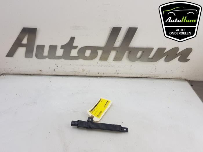 Gebrauchte Antenne (sonstige) Porsche Cayenne (9PA) 4.5 V8 32V Turbo Preis € 20,00 Margenregelung angeboten von AutoHam