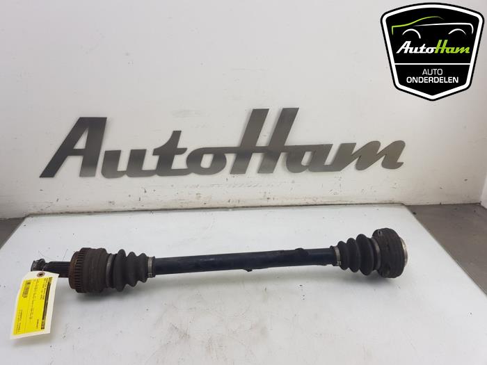 Front drive shaft, right from a BMW 3 serie (E90) 316i 16V 2008