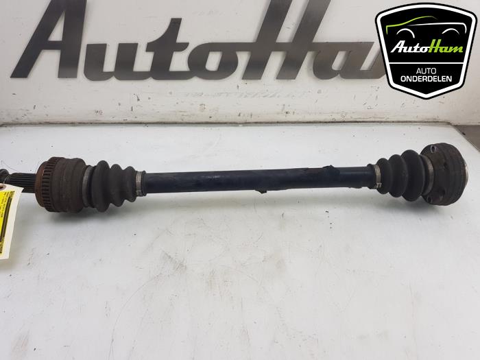 Front drive shaft, right from a BMW 3 serie (E90) 316i 16V 2008