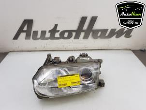 Używane Reflektor prawy Alfa Romeo 146 (930B) 1.6 ie Cena € 50,00 Procedura marży oferowane przez AutoHam