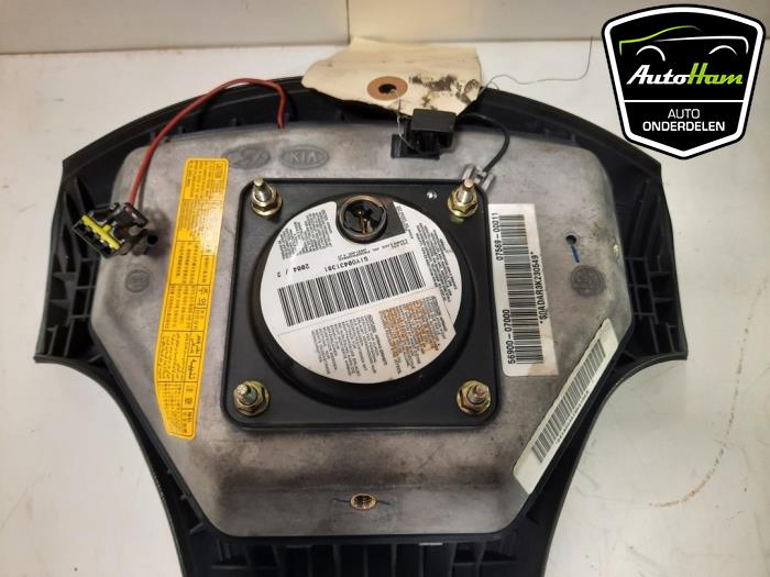 Left airbag (steering wheel) from a Kia Picanto (BA) 1.1 12V 2004