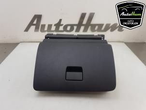 Used Glovebox Nissan Pulsar (C13) 1.2 12V DIG-T Price € 50,00 Margin scheme offered by AutoHam