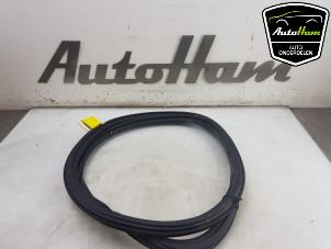 Used Rear door seal 4-door, right Audi A3 Sportback (8VA/8VF) 1.4 TFSI 16V e-tron Price € 15,00 Margin scheme offered by AutoHam