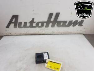 Używane Modul keyless vehicle Audi A3 Sportback (8VA/8VF) 1.4 TFSI 16V e-tron Cena € 50,00 Procedura marży oferowane przez AutoHam