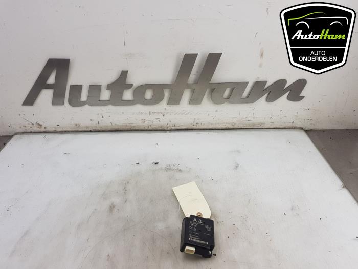 Używane Keyless Entry-Antena Toyota Corolla Touring Sport (E21/EH1) 2.0 16V Hybrid Cena € 25,00 Procedura marży oferowane przez AutoHam