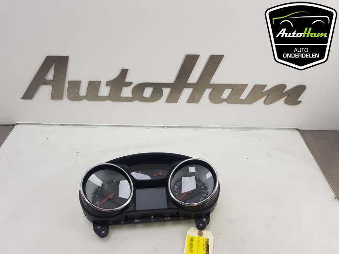 Begagnade Instrumentpanel Opel Astra K 1.0 SIDI Turbo 12V Pris € 125,00 Marginaltabell erbjuds av AutoHam