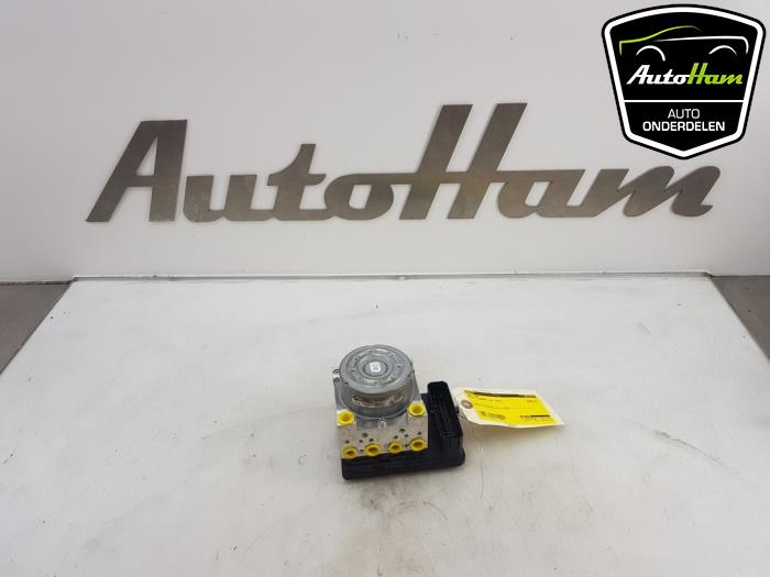 Używane Pompa ABS Mini Clubman (F54) 2.0 Cooper S 16V Cena € 95,00 Procedura marży oferowane przez AutoHam