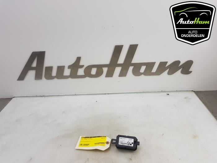 Używane Antena (rózne) Mini Clubman (F54) 2.0 Cooper S 16V Cena € 10,00 Procedura marży oferowane przez AutoHam