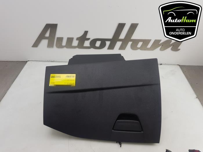 Begagnade Handskfack Ford Focus 3 Wagon 1.6 TDCi ECOnetic Pris € 35,00 Marginaltabell erbjuds av AutoHam