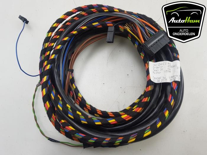 Juego de cables de gancho de remolque de un Skoda Superb Combi (3TAC/TAF) 1.4 TSI 16V 2015