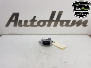 Usagé Module carburant ADM Opel Astra K Sports Tourer 1.0 Turbo 12V Prix € 20,00 Règlement à la marge proposé par AutoHam