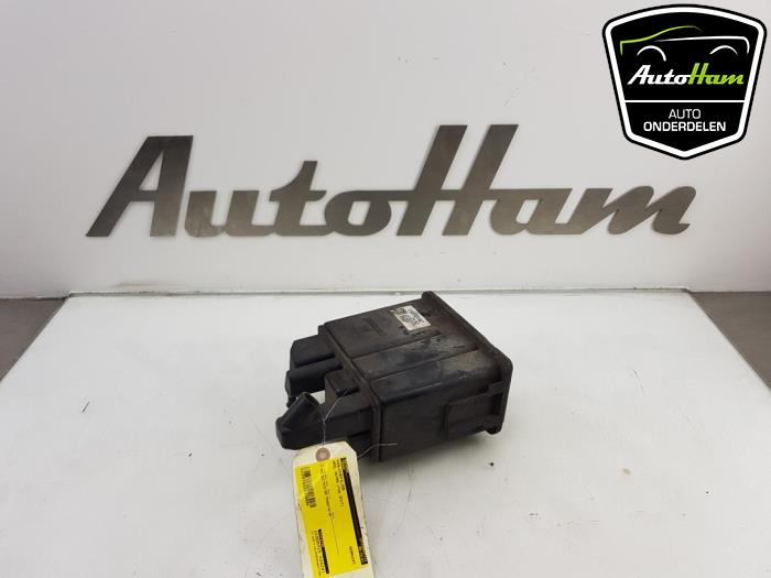 Begagnade Kolfilter Opel Astra K Sports Tourer 1.0 Turbo 12V Pris € 20,00 Marginaltabell erbjuds av AutoHam