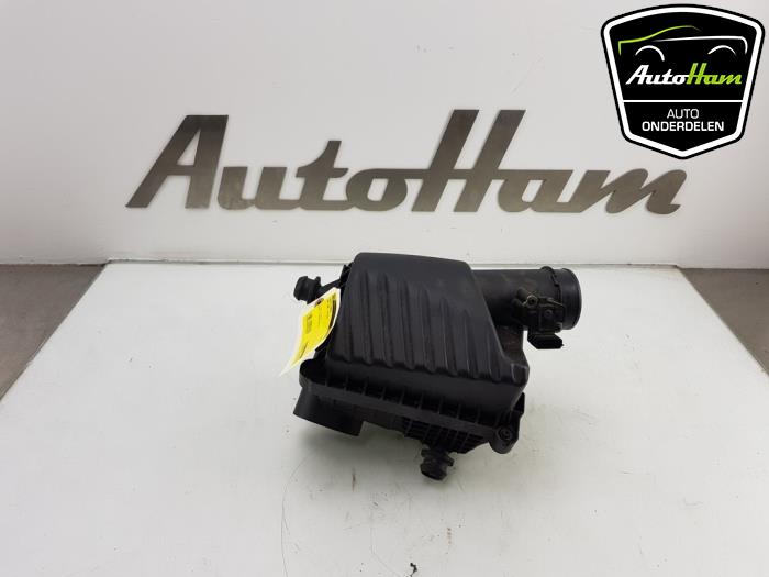 Begagnade Luftfilterhus Opel Karl 1.0 12V Pris € 25,00 Marginaltabell erbjuds av AutoHam