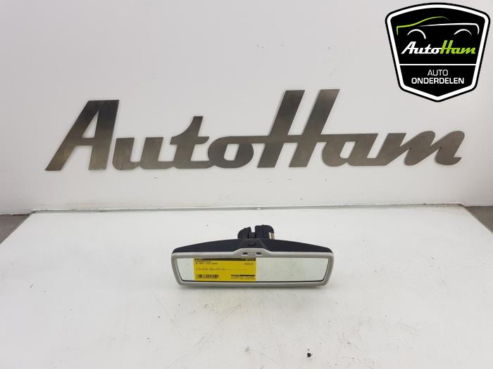 Używane Lusterko wewnetrzne Volkswagen Golf VI (5K1) 1.4 TSI 122 16V Cena € 15,00 Procedura marży oferowane przez AutoHam