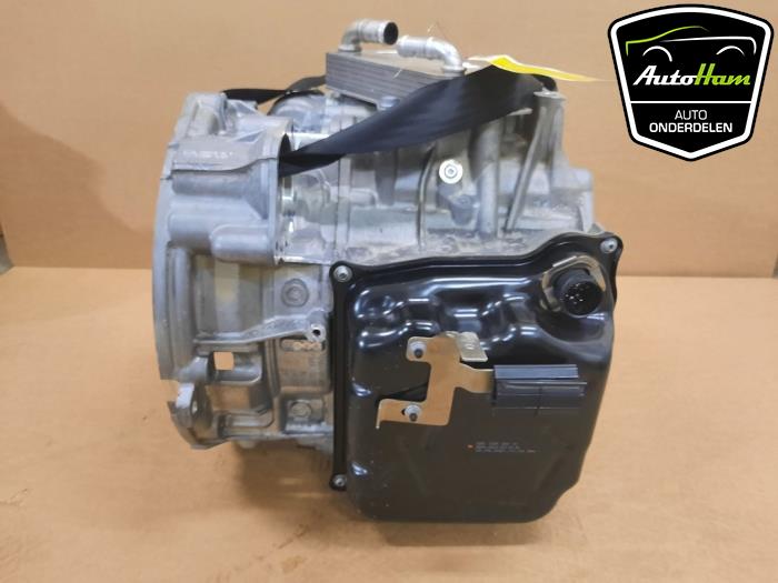 Gearbox from a Seat Ateca (5FPX) 2.0 TDI 16V 2021