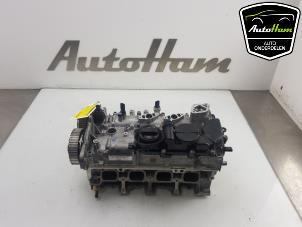 Used Cylinder head Volkswagen Golf VII (AUA) 1.5 TSI Evo BMT 16V Price on request offered by AutoHam