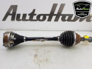 Usagé Cardan gauche (transmission) Seat Leon Sportstourer (KLF) 1.5 TSI 16V Prix sur demande proposé par AutoHam