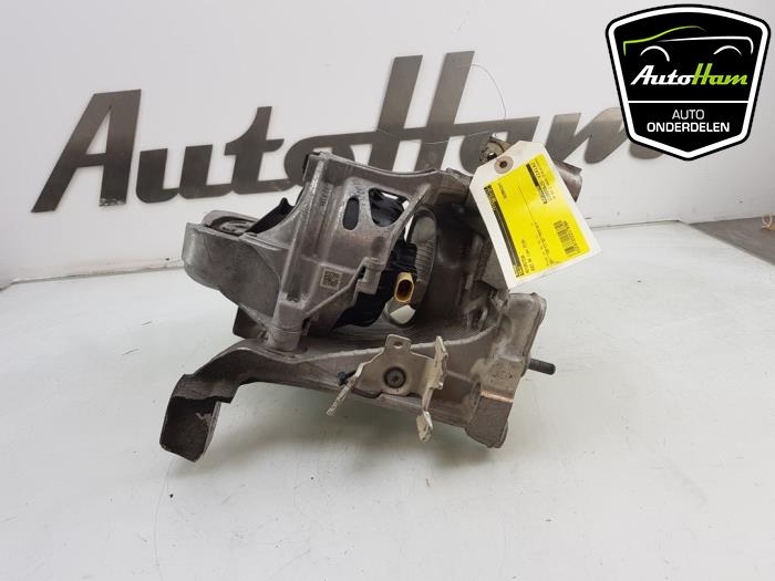 Engine mount Audi A4 Avant 2.0 T MHEV 16V 8W0399296 DEMA