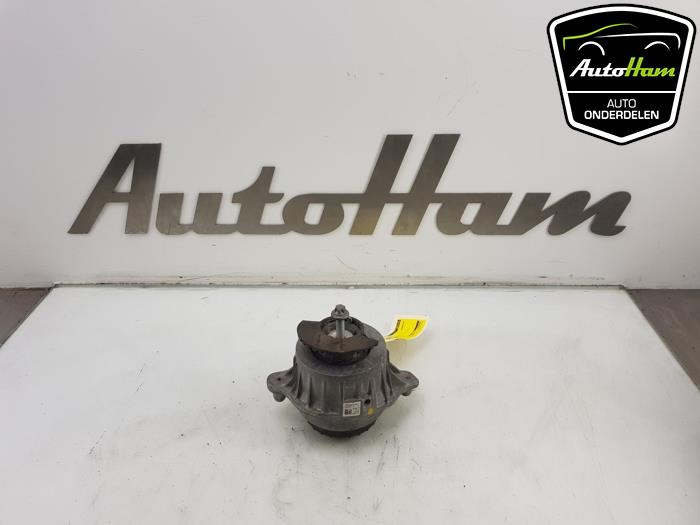Used Engine mount Mercedes C (W205) C-220 2.2 CDI BlueTEC, C-220 d 16V Price € 25,00 Margin scheme offered by AutoHam