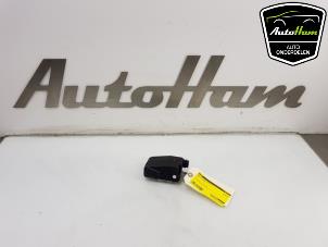 Usados Llave de contacto electrónica Audi A4 (B8) 2.0 TDI 16V Precio € 40,00 Norma de margen ofrecido por AutoHam