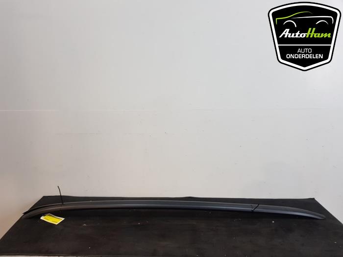 Kit rails de toit d'un Seat Leon Sportstourer (KLF) 1.5 TSI 16V 2021