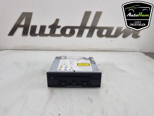 Usagé Unité de contrôle Multimedia Volkswagen Passat (3G2) 1.6 TDI 16V Prix sur demande proposé par AutoHam
