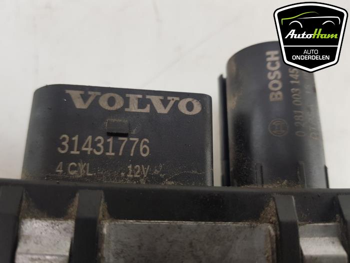 Vorglührelais van een Volvo V40 (MV) 2.0 D2 16V 2015