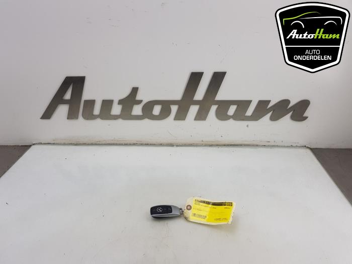 Używane Klucz Mercedes B (W247) 1.3 B-200 Turbo 16V Cena € 75,00 Procedura marży oferowane przez AutoHam