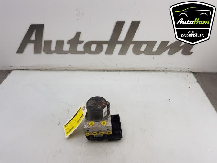 Used ABS pump Fiat 500 (312) 1.4 T-Jet 16V Abarth Price € 95,00 Margin scheme offered by AutoHam