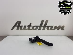 Used Accelerator pedal Opel Astra K Sports Tourer 1.4 Turbo 16V Price € 30,00 Margin scheme offered by AutoHam