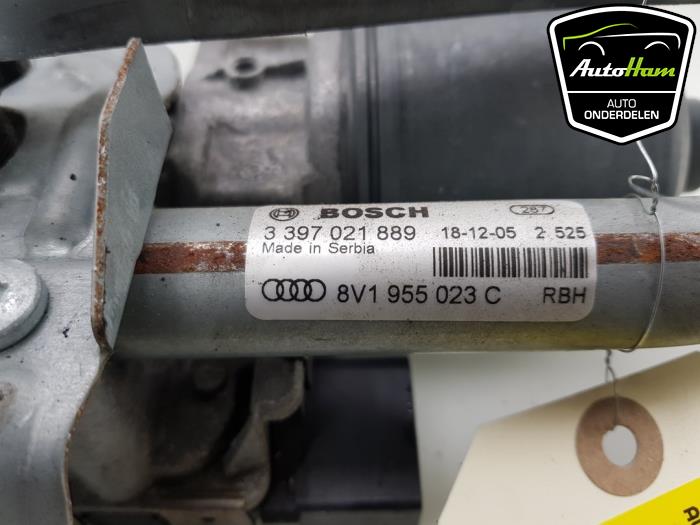 Wiper motor + mechanism Audi A3 Limousine 1.6 30 TDI 16V 8V1955023C BOSCH