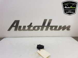 Used Seat heating module Volkswagen Polo VI (AW1) 1.0 TSI 12V Price on request offered by AutoHam