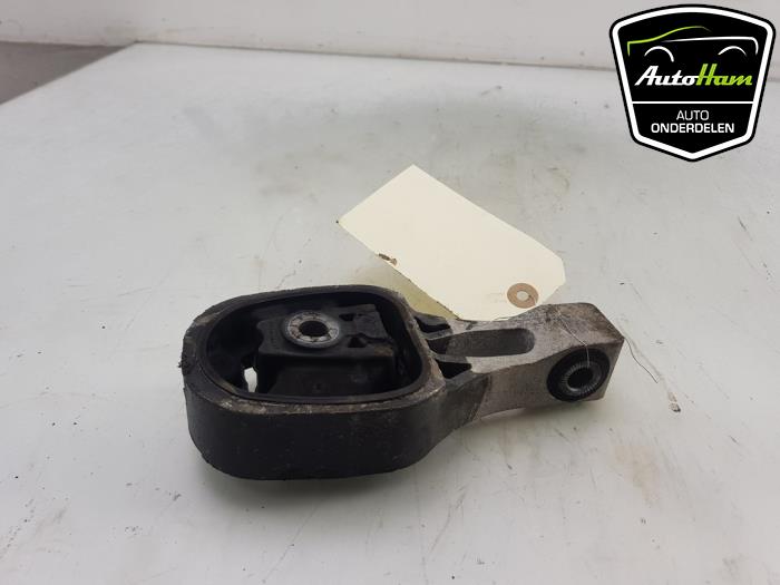 Engine mount from a Opel Corsa F (UB/UH/UP) 1.2 Turbo 12V 100 2020