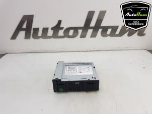 Usados Unidad de control multimedia Opel Astra K 1.0 Turbo 12V Precio € 145,00 Norma de margen ofrecido por AutoHam